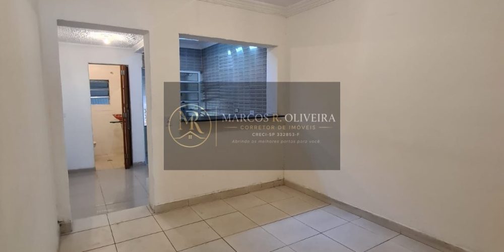 Fachada de sobrado à venda na Vila Laís com 3 dormitórios e 1 vaga